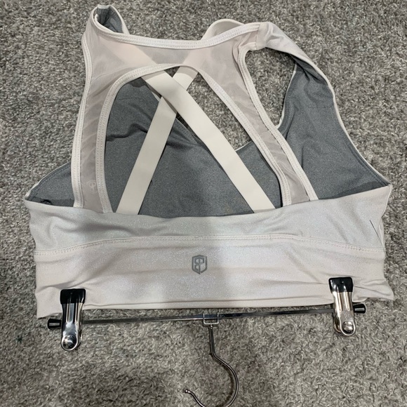 Born Primitive sports bra - Picture 2 of 4